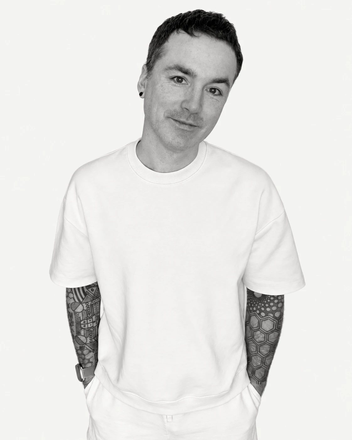 Black-and-white portrait of Igor Anany.